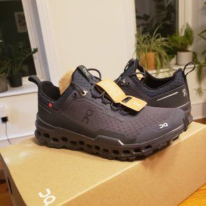 ON Cloudultra nite magnet/iron Women's sz 9 BRAND NEW